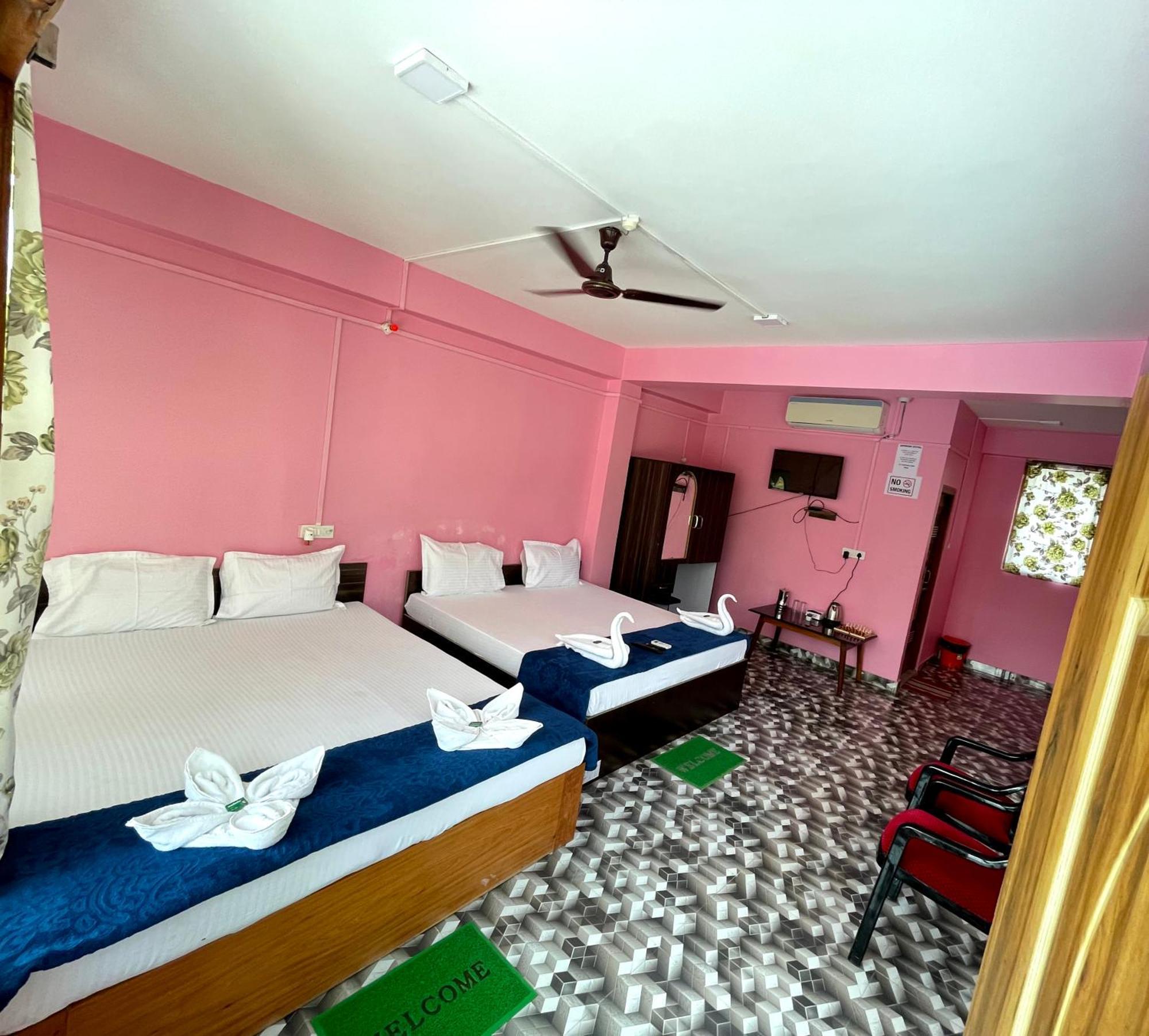 Anibesh Hotel Vijay Nagar Beach Екстериор снимка
